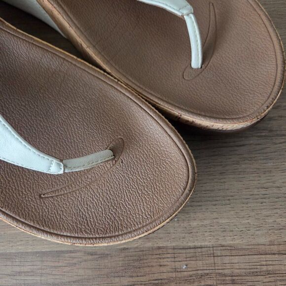 EUC FITFLOP WHITE LEATHER UPPER COMFY SLIPPERS SIZE 9 - Picture 7 of 15